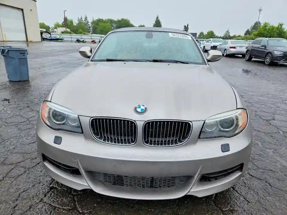 WBAUN7C53CVM26496 2012 BMW 1 SERIES-4