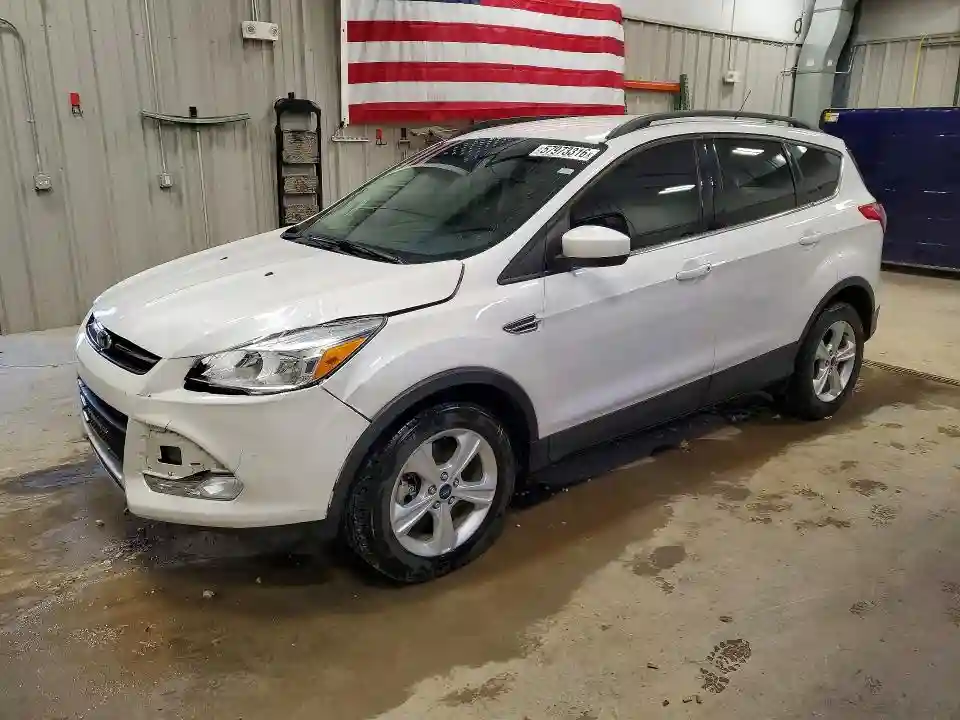 1FMCU9G97FUB06520 2015 FORD ESCAPE-0