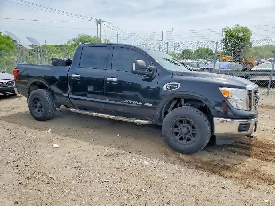 1N6BA1F31HN552549 2017 NISSAN TITAN-3