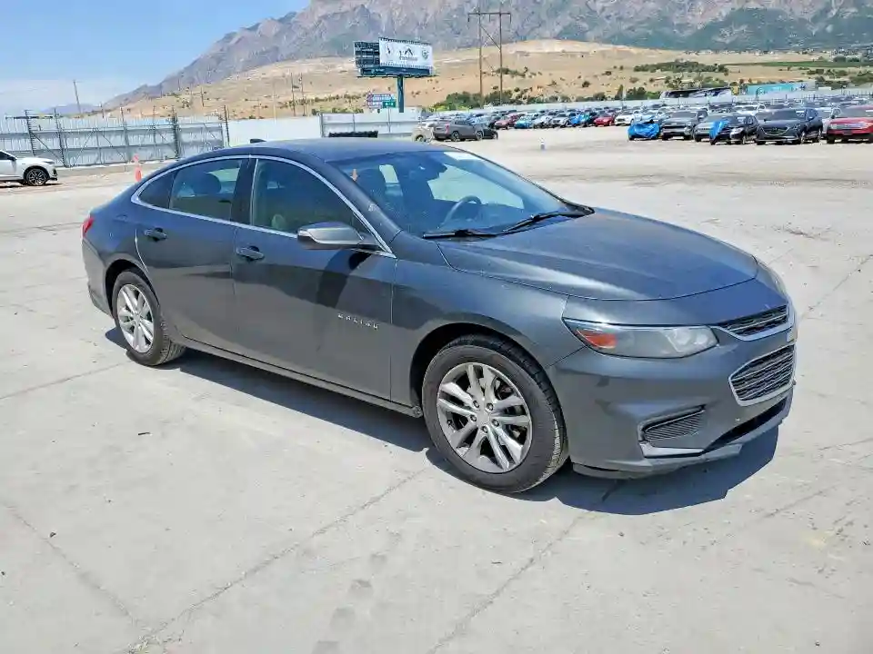 1G1ZE5ST3HF203169 2017 CHEVROLET MALIBU-3