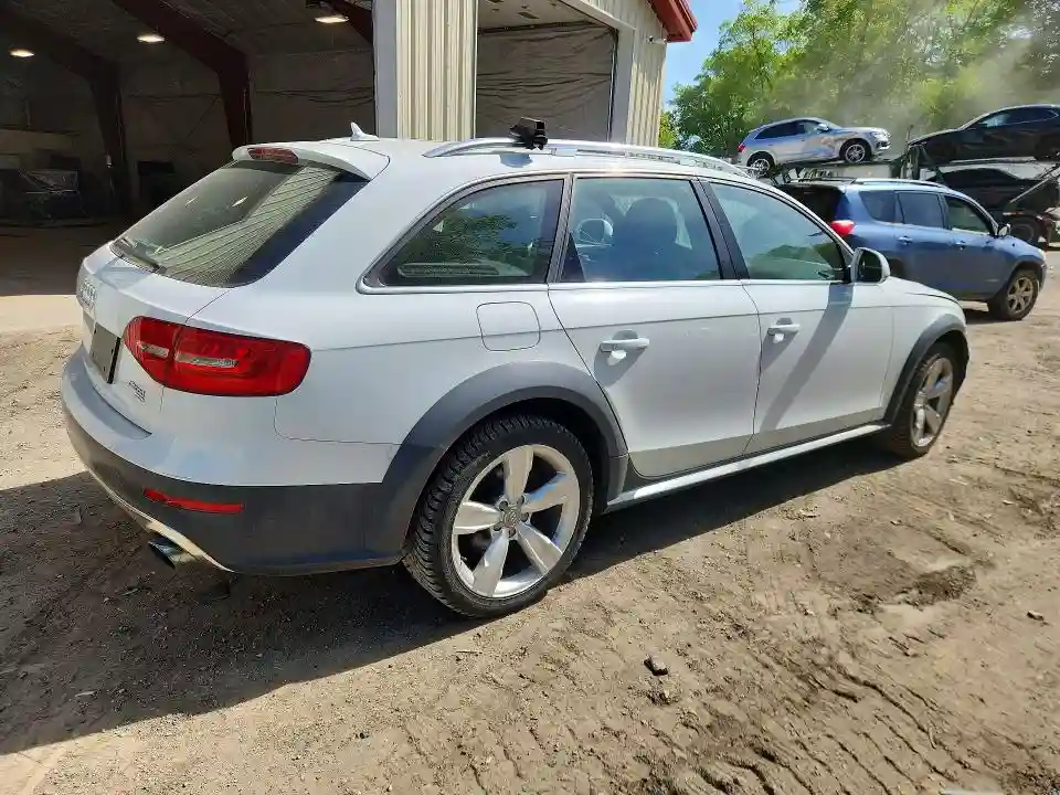 WA1UFAFL6EA131856 2014 AUDI A4-2