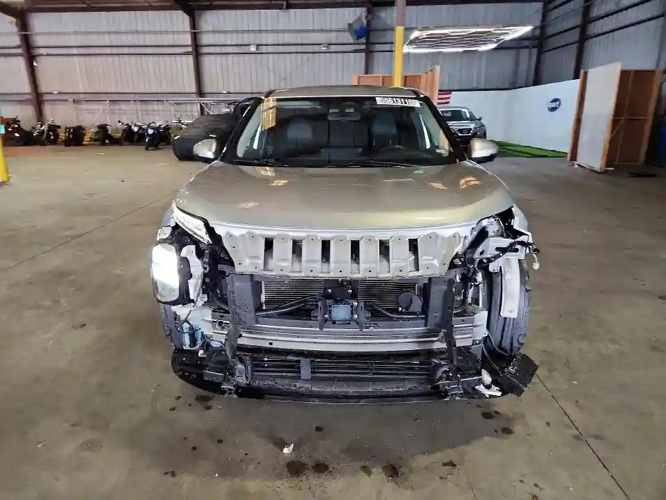 JA4J4VA87RZ059737 2024 MITSUBISHI OUTLANDER-4