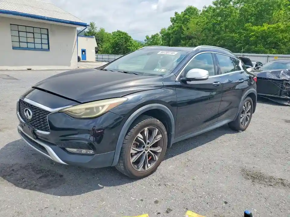 SJKCH5CR9HA028993 2017 INFINITI QX30-0