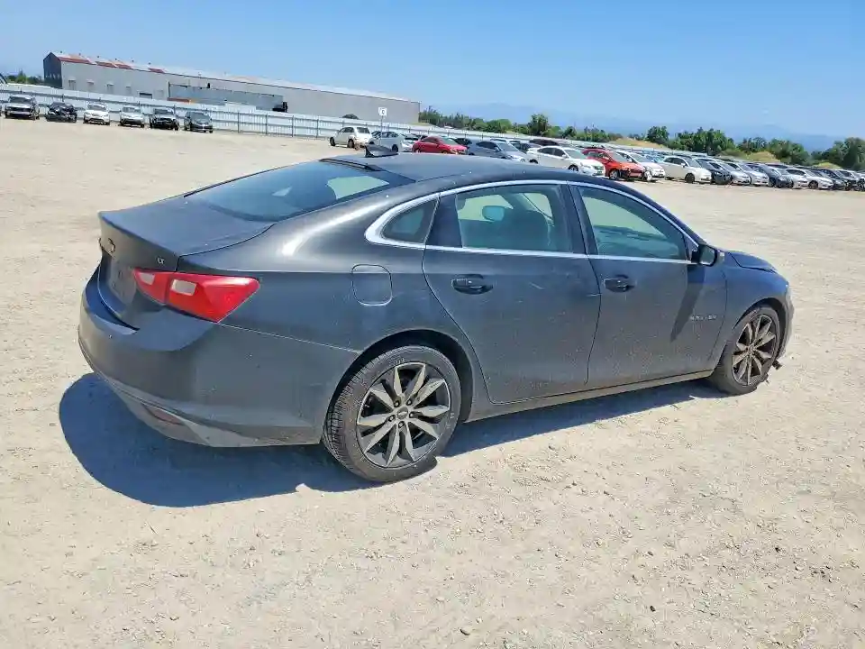 1G1ZD5ST1JF115875 2018 CHEVROLET MALIBU-2