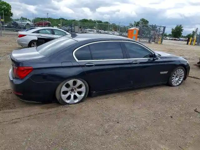 WBAYF4C58DDE23679 2013 BMW 7 SERIES-2