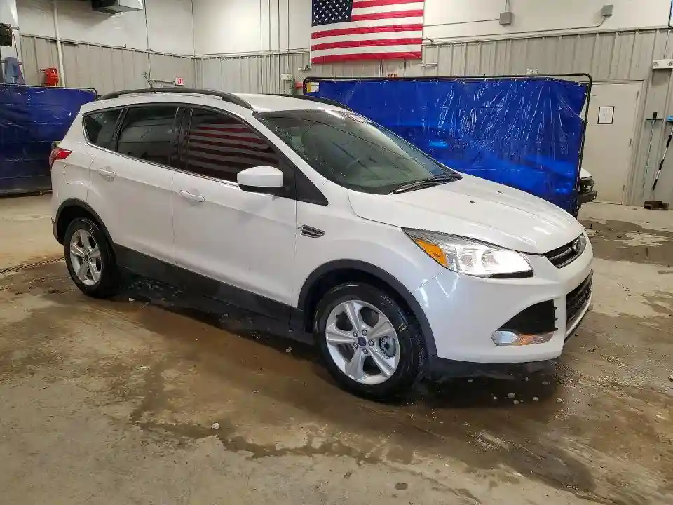 1FMCU9G97FUB06520 2015 FORD ESCAPE-3