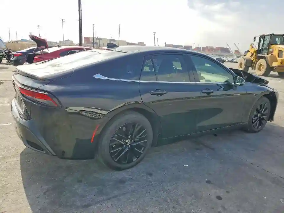 JTDAAAAAXMA002241 2021 TOYOTA MIRAI-2
