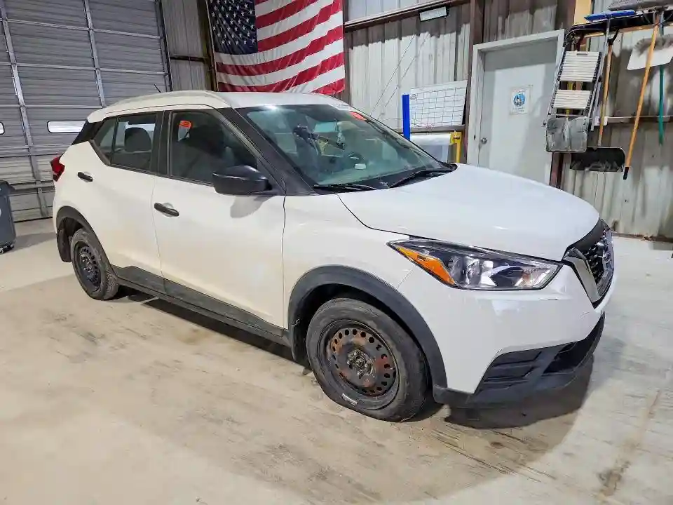 3N1CP5CU0JL508142 2018 NISSAN KICKS-3