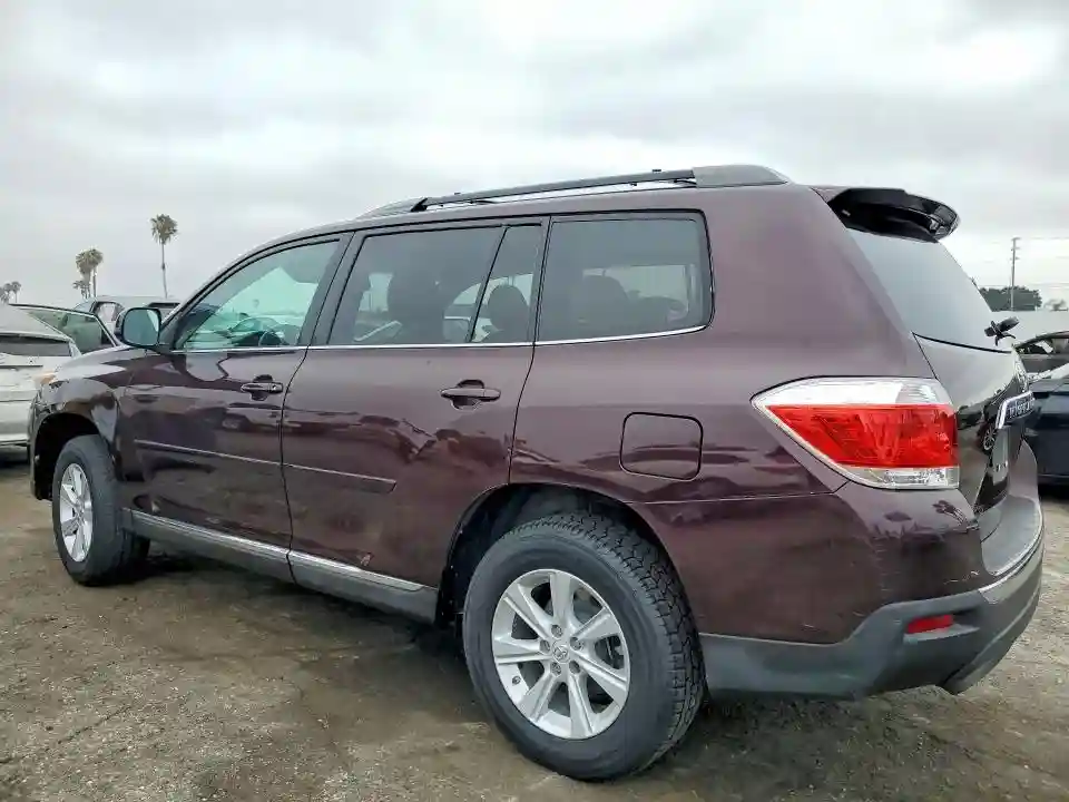 5TDBK3EH2BS047503 2011 TOYOTA HIGHLANDER-1