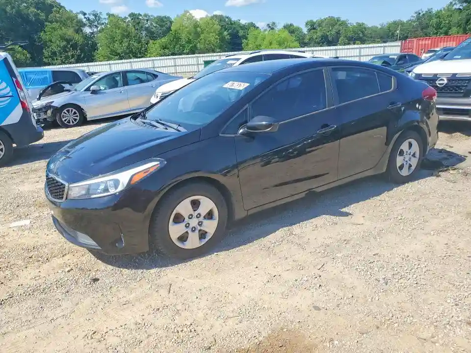 3KPFL4A78JE234240 2018 KIA FORTE-0