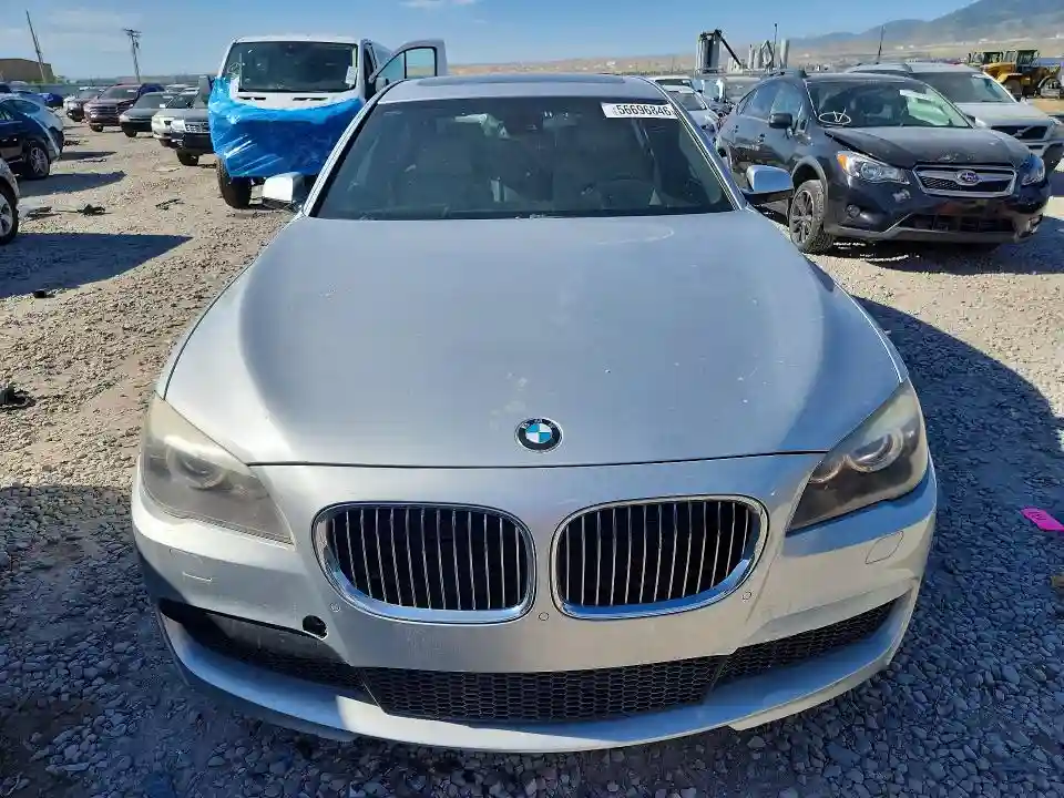 WBAKB4C5XCC575384 2012 BMW 7 SERIES-4