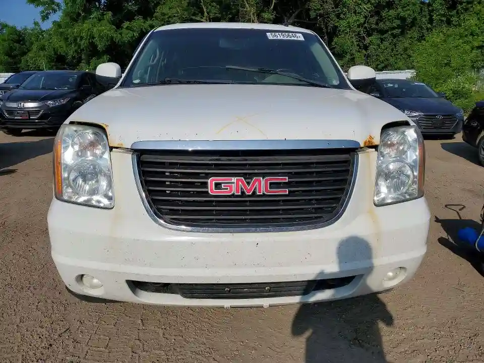 1GKS2LE72DR201415 2013 GMC YUKON-4