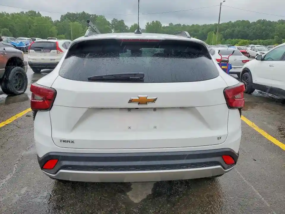 KL77LHEPXSC338630 2025 CHEVROLET TRAX-5