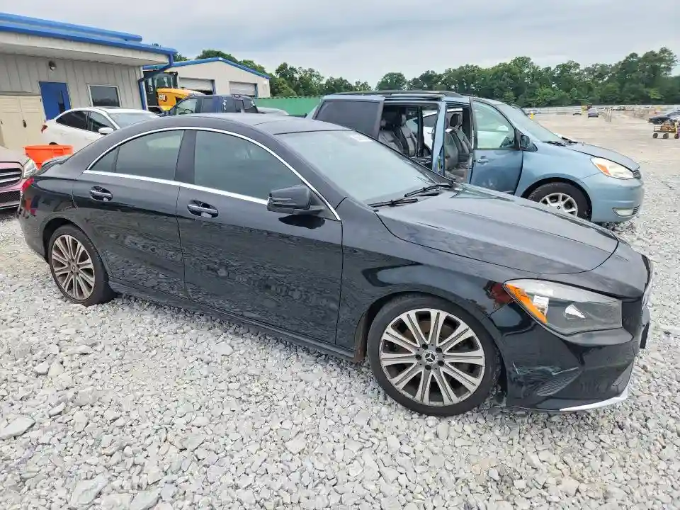 WDDSJ4GBXJN585040 2018 MERCEDES-BENZ CLA-CLASS-3