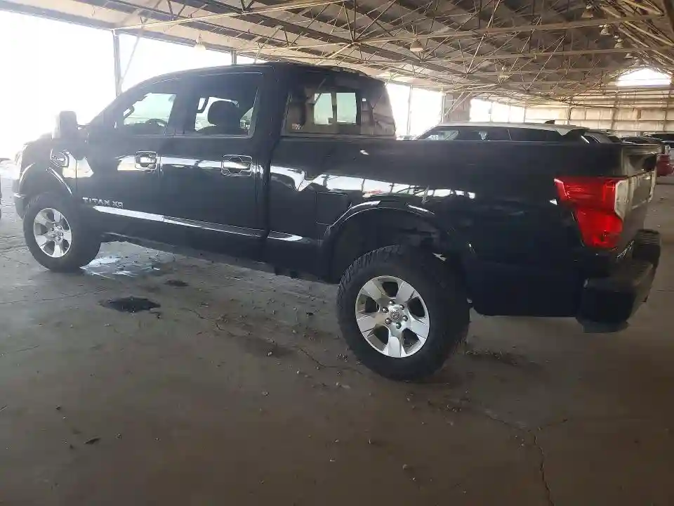 1N6BA1F47HN564228 2017 NISSAN TITAN-1