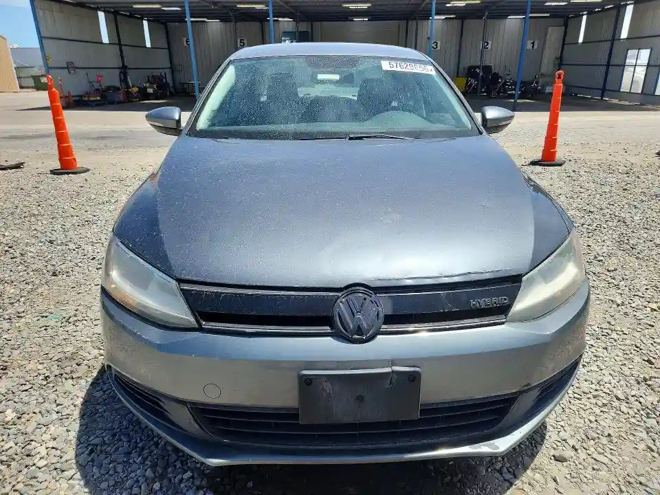 3VW637AJ9DM276906 2013 VOLKSWAGEN JETTA-4