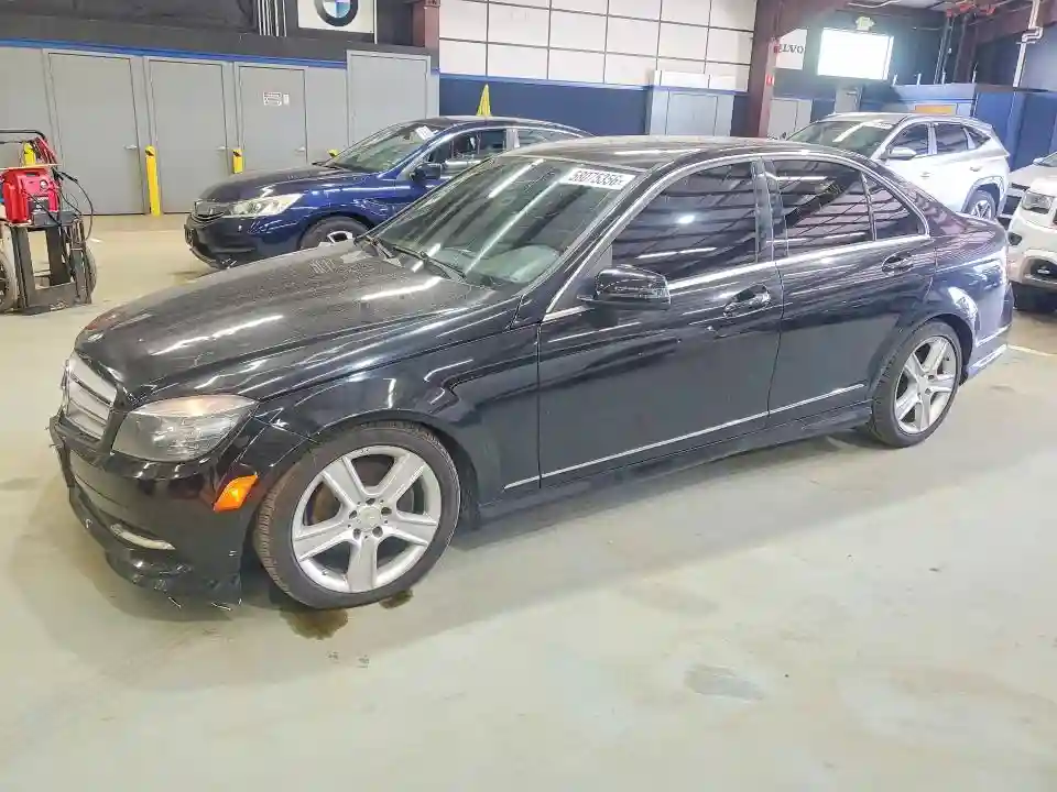 WDDGF8BB1BR183603 2011 MERCEDES-BENZ C-CLASS-0
