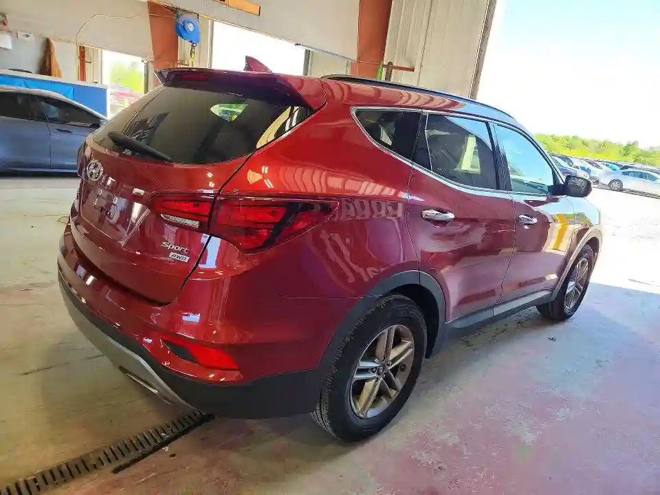 5XYZUDLB3HG494019 2017 HYUNDAI SANTA FE-2