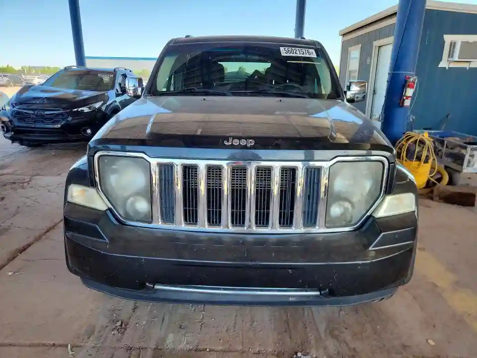1J4PP2GK7BW588681 2011 JEEP LIBERTY-4