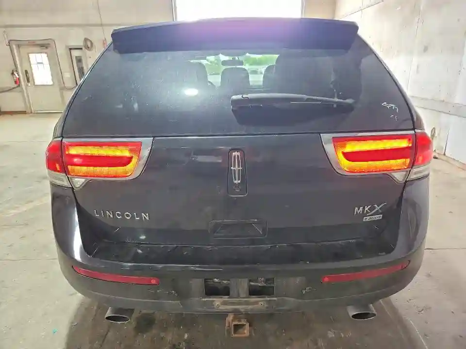2LMDJ8JK8BBJ14021 2011 LINCOLN MKX-5