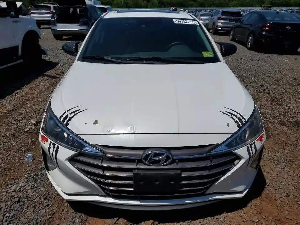 5NPD84LF1KH476619 2019 HYUNDAI ELANTRA-4