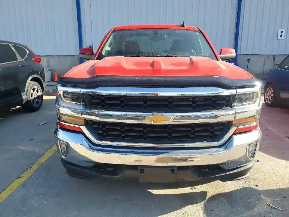 2GCVKREC9J1107223 2018 CHEVROLET SILVERADO-4