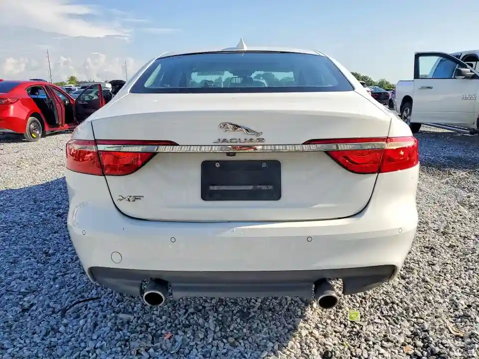 SAJBE4BV4GCY06332 2016 JAGUAR XF-5