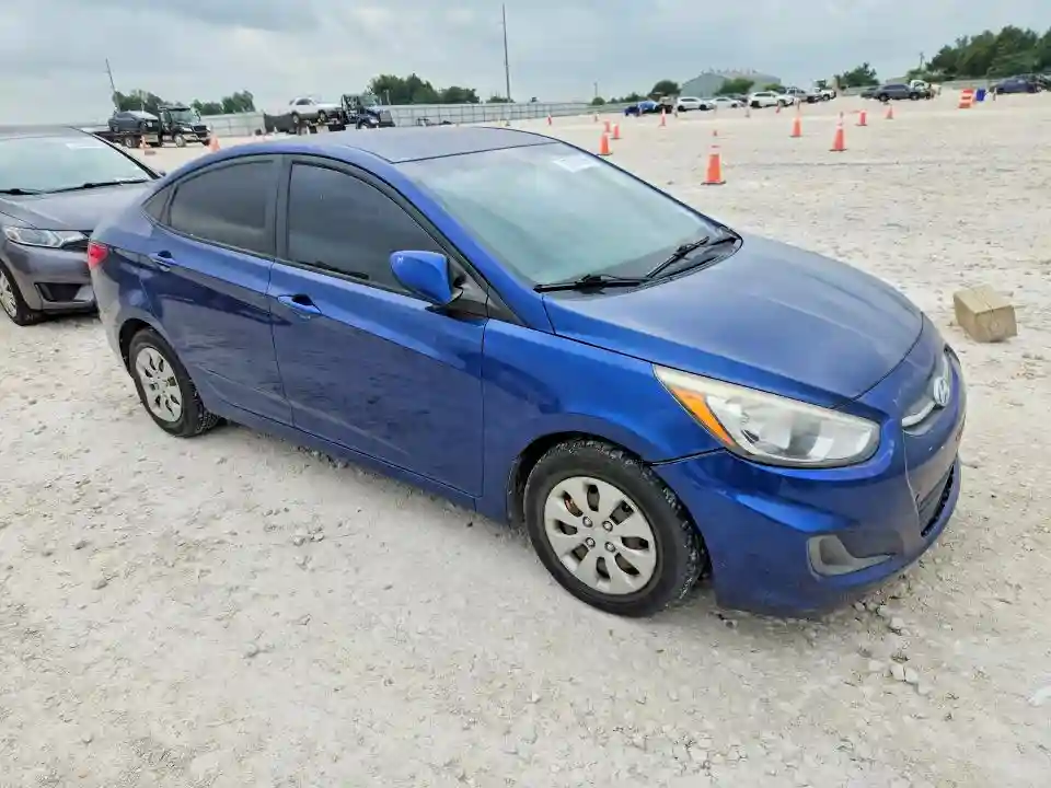 KMHCT4AE2GU060687 2016 HYUNDAI ACCENT-3