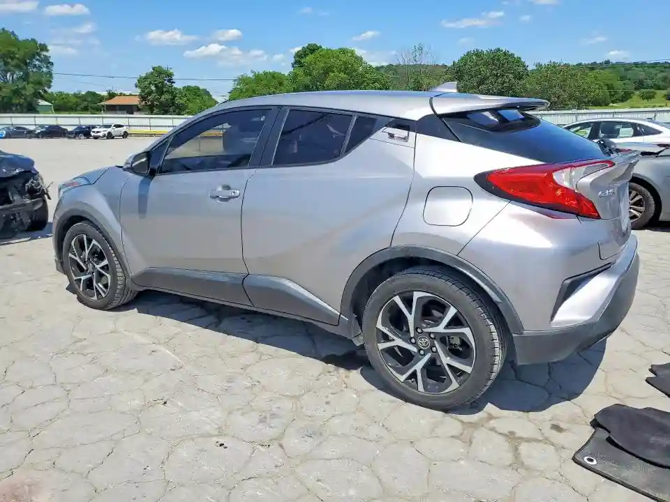 NMTKHMBX4JR035432 2018 TOYOTA C-HR-1