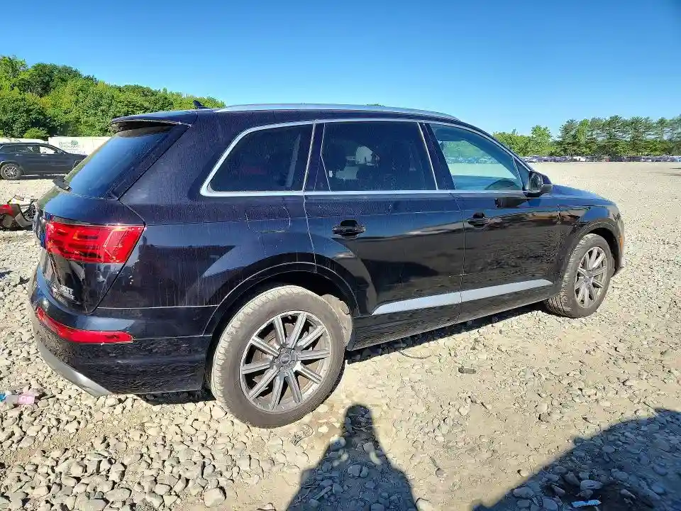 WA1LAAF79JD041686 2018 AUDI Q7-2