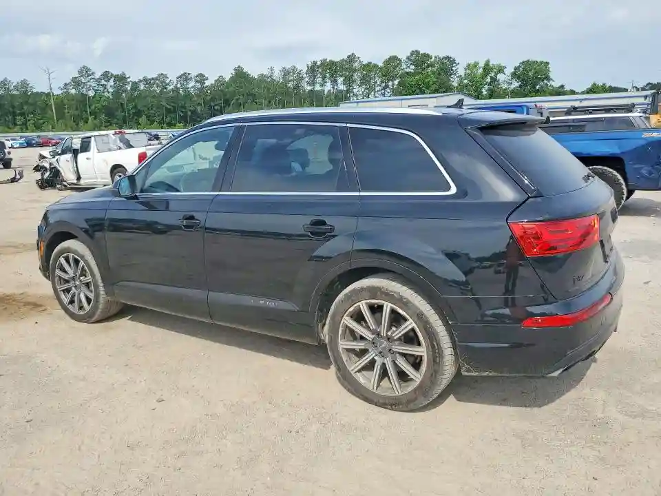 WA1AAAF72HD057553 2017 AUDI Q7-1