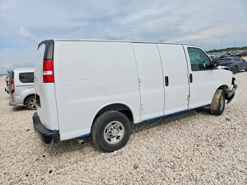 1GCWGAFP7P1207571 2023 CHEVROLET EXPRESS-2