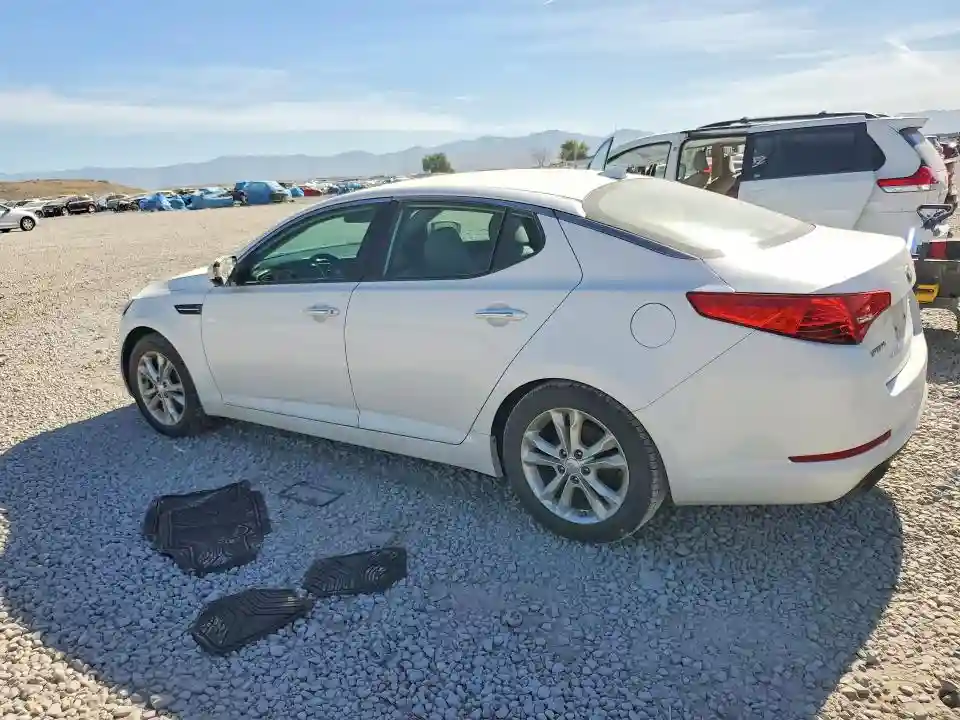 5XXGM4A72DG222985 2013 KIA OPTIMA-1