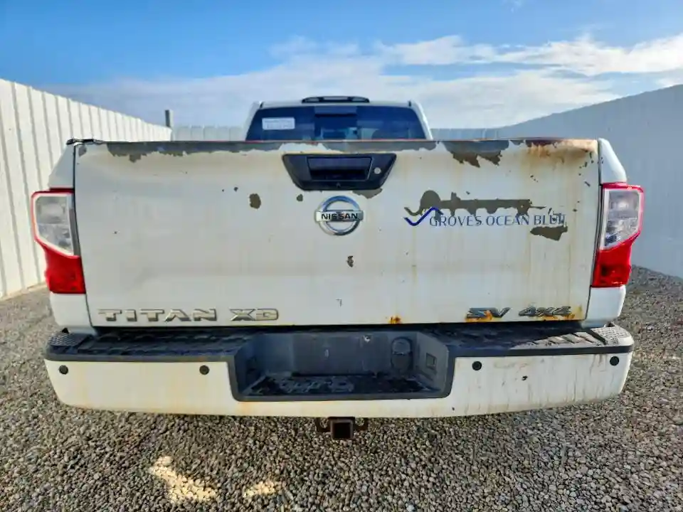 1N6AA1RP5JN504360 2018 NISSAN TITAN-5