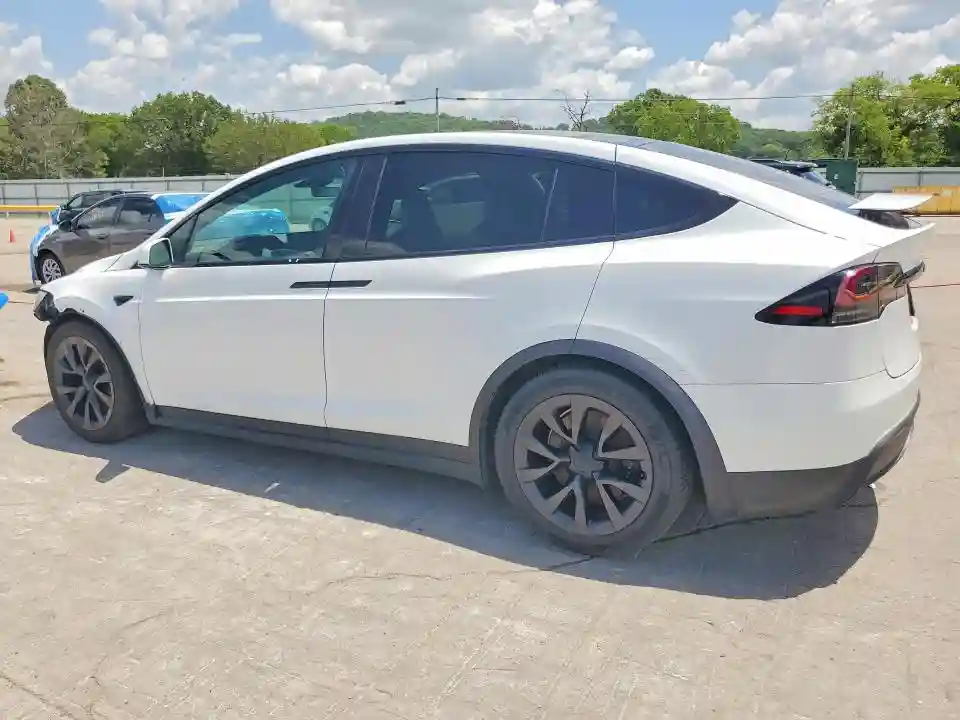 7SAXCDE52PF375985 2023 TESLA MODEL X-1