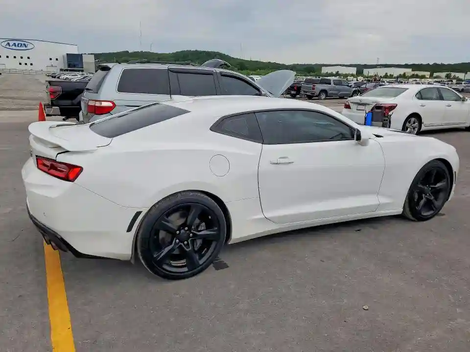 1G1FH1R73H0132411 2017 CHEVROLET CAMARO-2