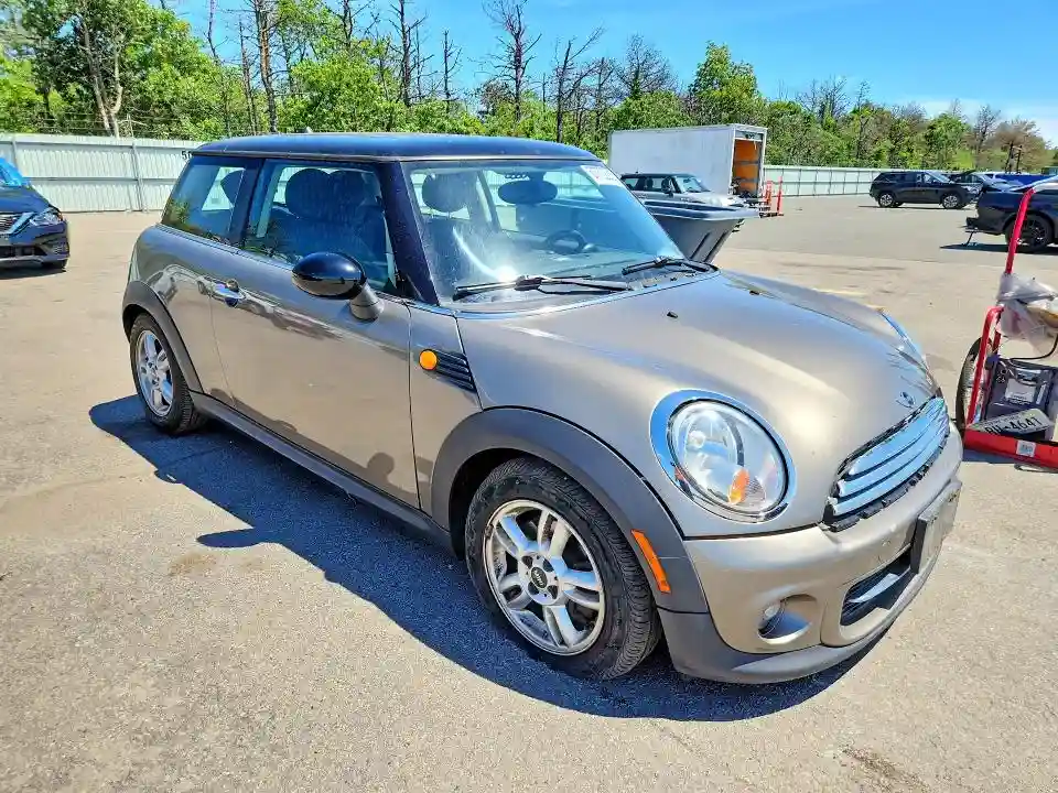 WMWSU3C5XCT255048 2012 MINI COOPER-3
