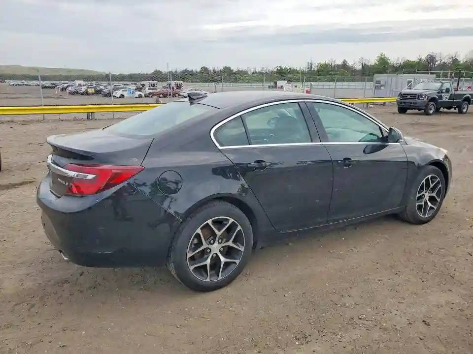 2G4GL5EX0H9182160 2017 BUICK REGAL-2
