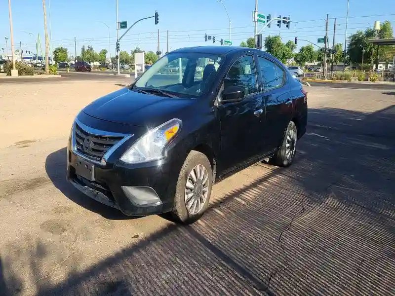 3N1CN7AP6KL849495 2019 NISSAN VERSA-1