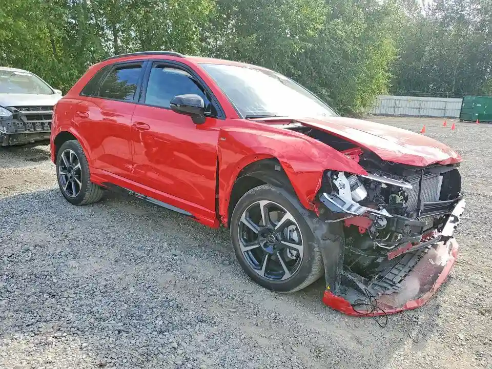 WA1EECF30S1109270 2025 AUDI Q3-3