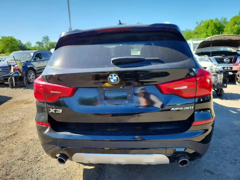 5UXTR9C58KLD94347 2019 BMW X3-5