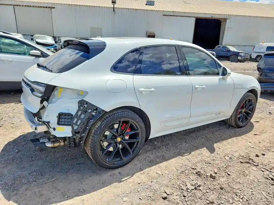 WP1AF2A57RLB55079 2024 PORSCHE MACAN-2