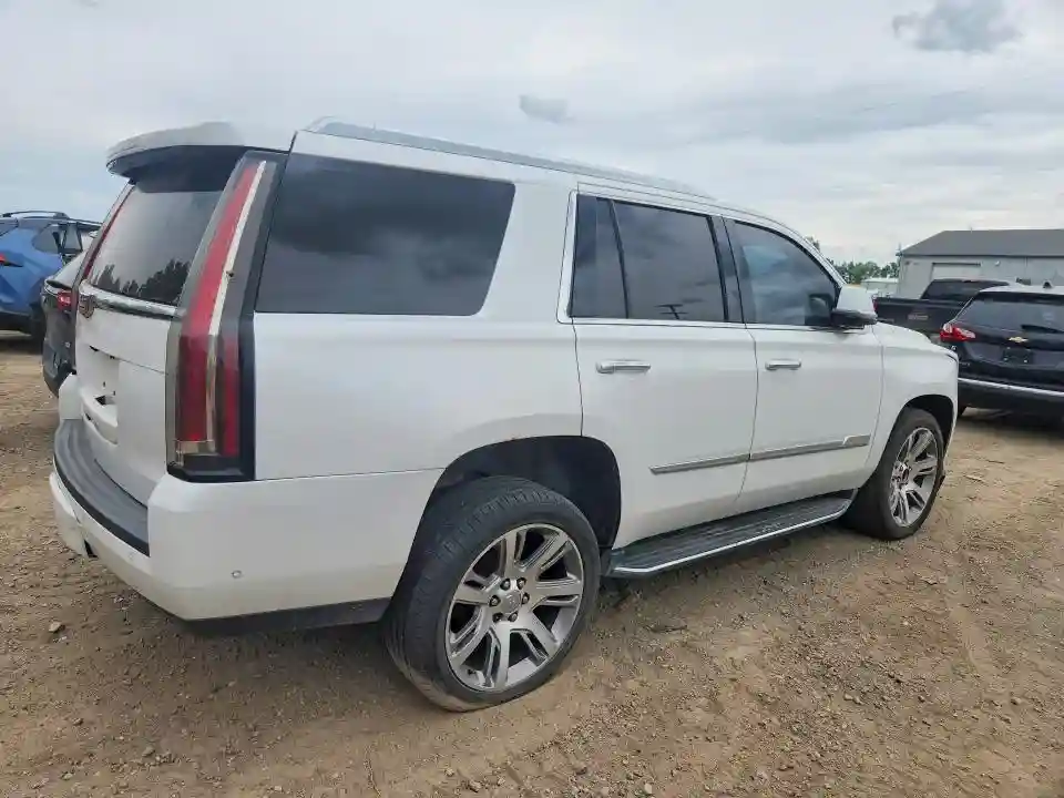 1GYS4BKJ9HR158157 2017 CADILLAC ESCALADE-2