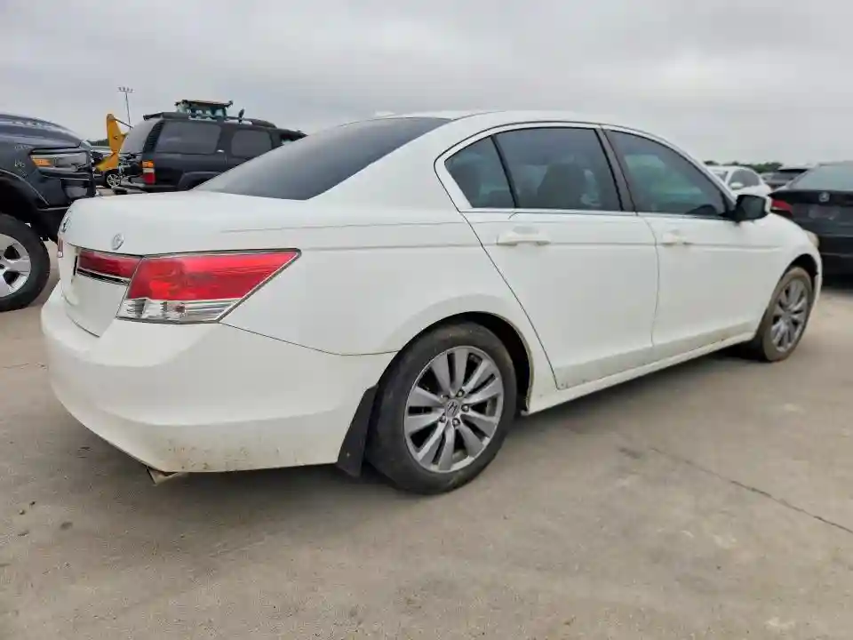 1HGCP2F82CA006870 2012 HONDA ACCORD-2