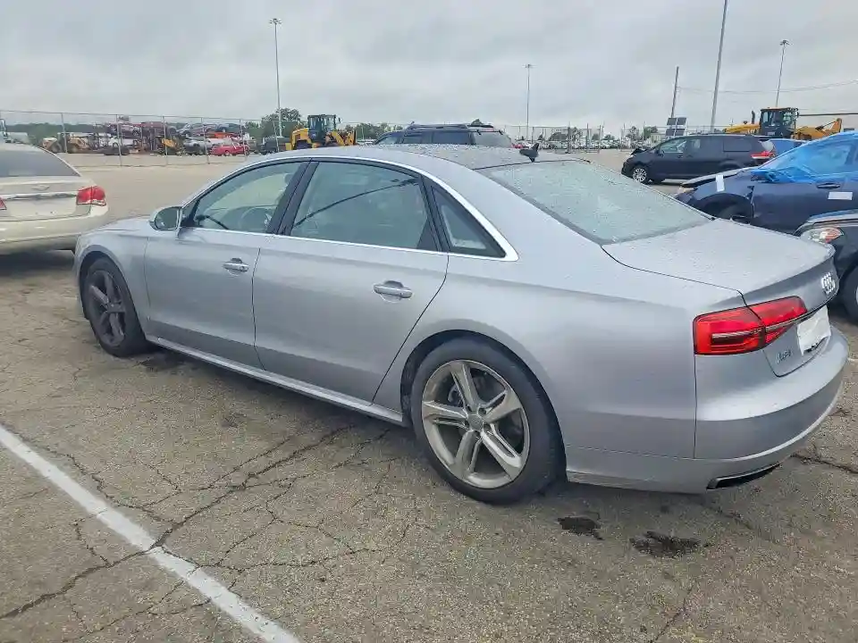 WAU44AFD0JN000149 2018 AUDI A8-1