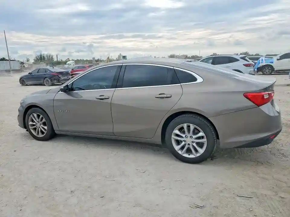 1G1ZD5ST1JF155812 2018 CHEVROLET MALIBU-1
