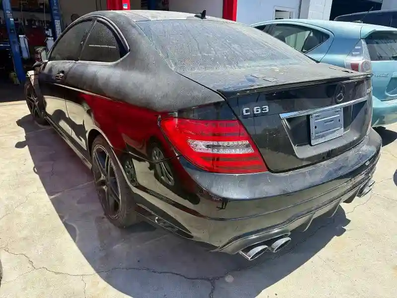 WDDGJ7HBXDG068691 2013 MERCEDES-BENZ C-CLASS-2