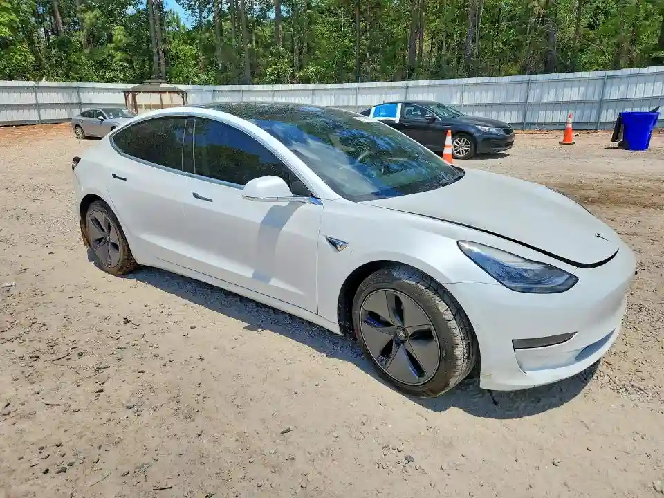 5YJ3E1EB0LF619735 2020 TESLA MODEL 3-3