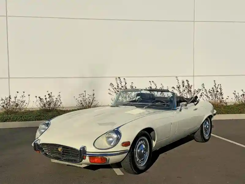 1S71298BW 1971 JAGUAR ETYPE-1
