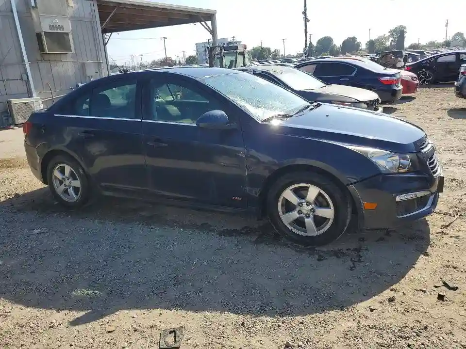 1G1PC5SB4F7140269 2015 CHEVROLET CRUZE-3